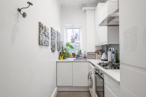 Flat 4, 43 Cintra Park, Upper Norwood, London, SE19 2LQ