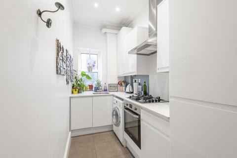 Flat 4, 43 Cintra Park, Upper Norwood, London, SE19 2LQ