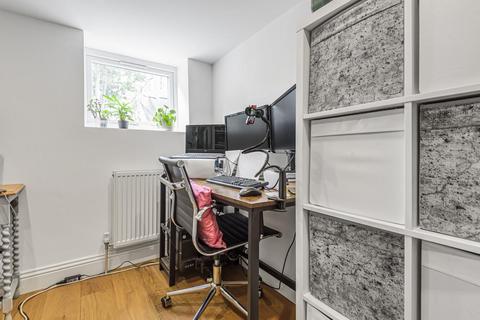 6a Cranfield Road, London, SE4 1UG