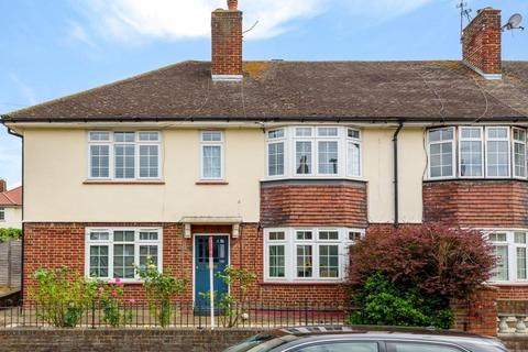 27 Godley Road, London, SW18 3HB