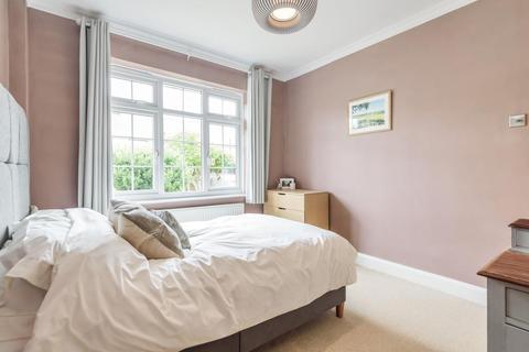 27 Godley Road, London, SW18 3HB