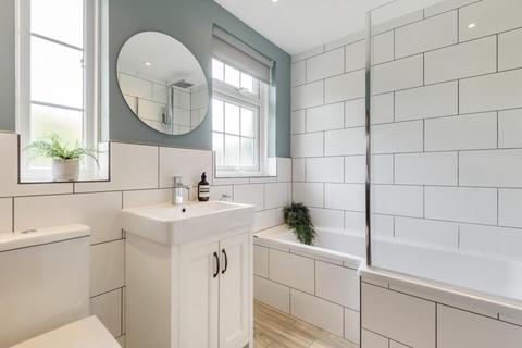 27 Godley Road, London, SW18 3HB