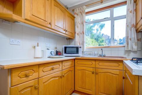 22 Oaklands Close, Bexleyheath, DA6 7AP