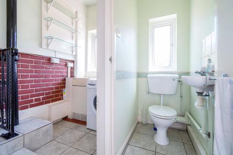 22 Oaklands Close, Bexleyheath, DA6 7AP