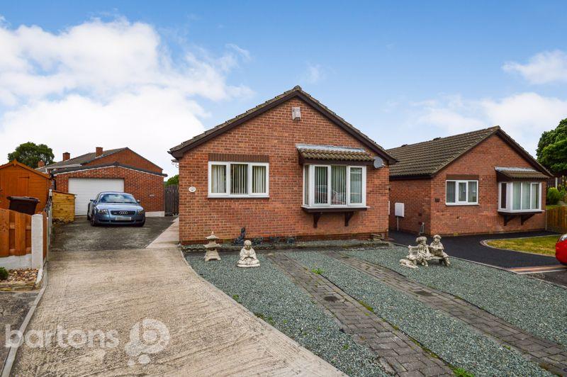 Abingdon Gardens, Munsbrough 2 bed detached bungalow £795 pcm (£183 pw)