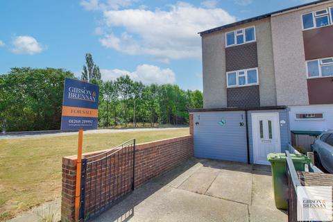 1 Ashfields, Pitsea, Basildon, SS13 1HR