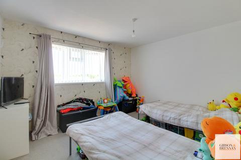 1 Ashfields, Pitsea, Basildon, SS13 1HR