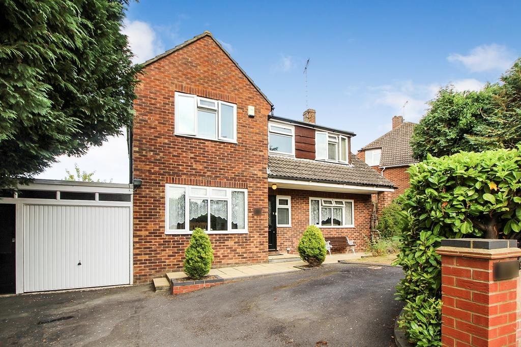 Brooksby Road, Tilehurst, Reading, RG31 4 bed detached house £650,000