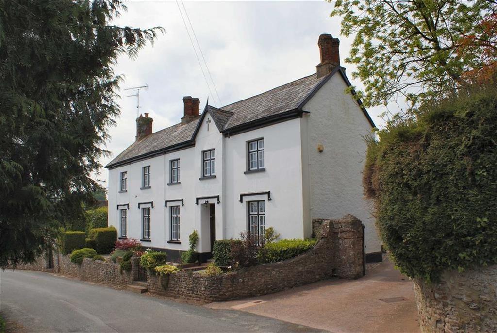 Harpford, Sidmouth, Devon, EX10 7 bed detached house £735,000