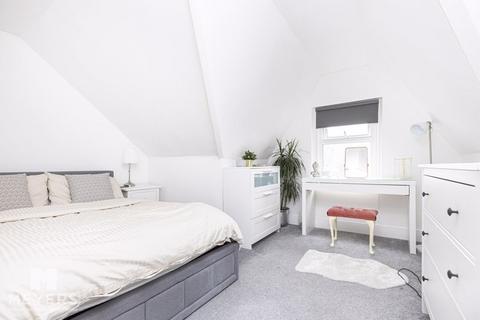 3 bedroom maisonette for sale, Christchurch Road, Bournemouth, BH7