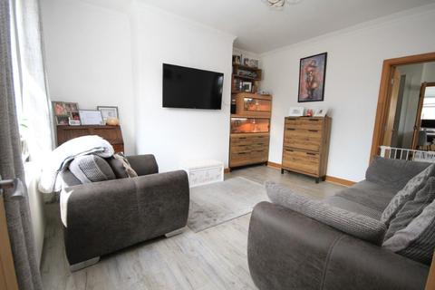 83 Albion Road, Bradford, BD10 9QL