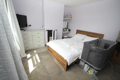 83 Albion Road, Bradford, BD10 9QL