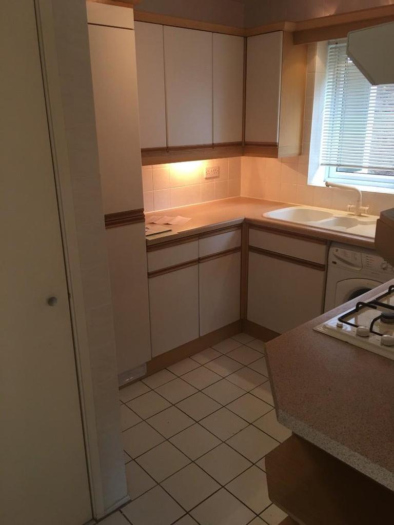 Wyedale, Colney 2 bed flat £1,250 pcm (£288 pw)