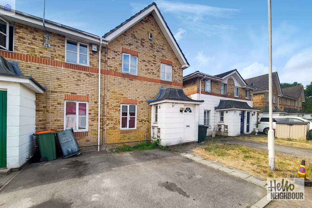 Weymouth Close, London, E6 3 bed end of terrace house £1,800 pcm (£