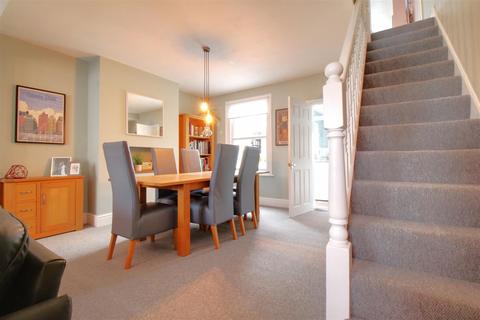 11 Balfour Road, Gloucester, GL1 5QG