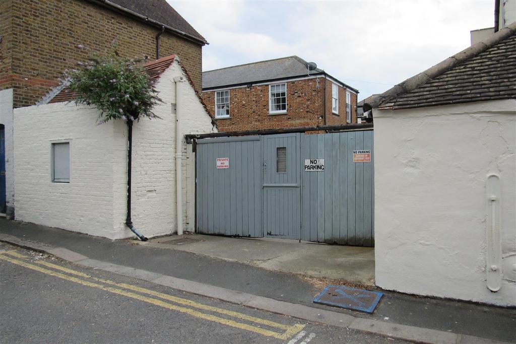 Charles Street, Herne Bay 4 bed cottage for sale £425,000