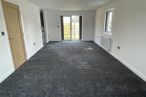 9 The Sidings, Bugle, St Austell, PL26 8TU