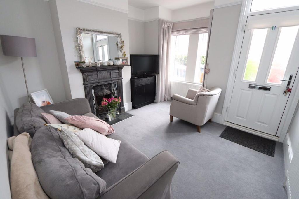 South Street, Leighton Buzzard 2 bed house £995 pcm (£230 pw)