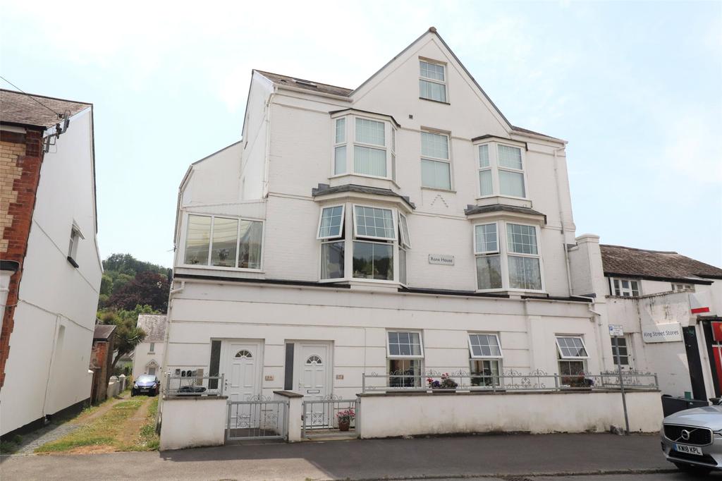 King Street, Combe Martin, Devon, EX34 2 bed apartment £200,000