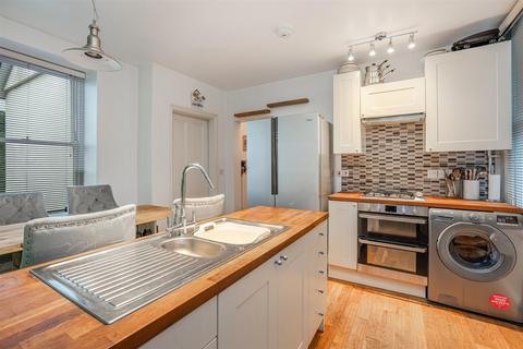 22a Fairview Road, Dartmouth, TQ6 9EN