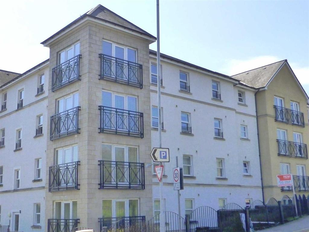 52, Edgar Street Dunfermline, KY12 7EY 2 bed apartment £725 pcm (£167 pw)
