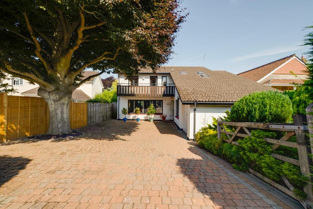 Edward Road, Clevedon 5 bed detached house £875,000
