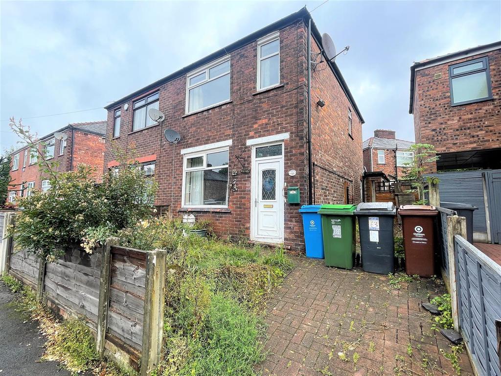 Miriam Street, Failsworth, Manchester 2 bed semidetached house £140,000