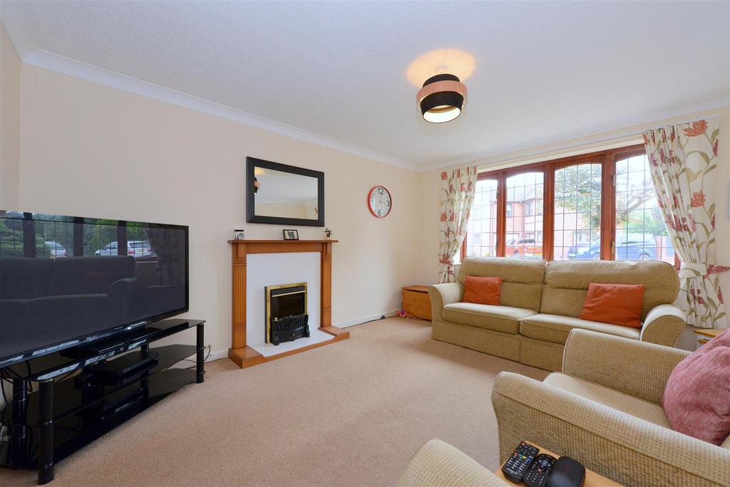 Willow Park, Minsterley, Shrewsbury 3 bed link detached house £267,500