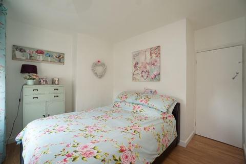 11 Cox Road, Sheffield, S6 4SX