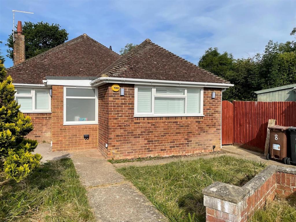 Clement Lane, Polegate 3 bed detached bungalow for sale £475,000