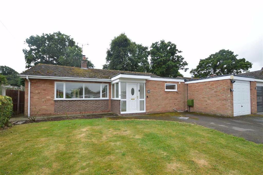 Brook Road, Pontesbury, Shrewsbury... 2 bed detached bungalow £300,000
