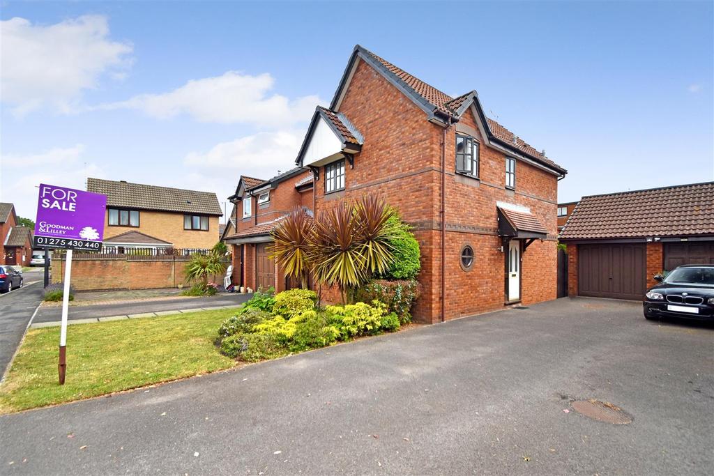 Halletts Way, Portishead 3 bed detached house £390,000