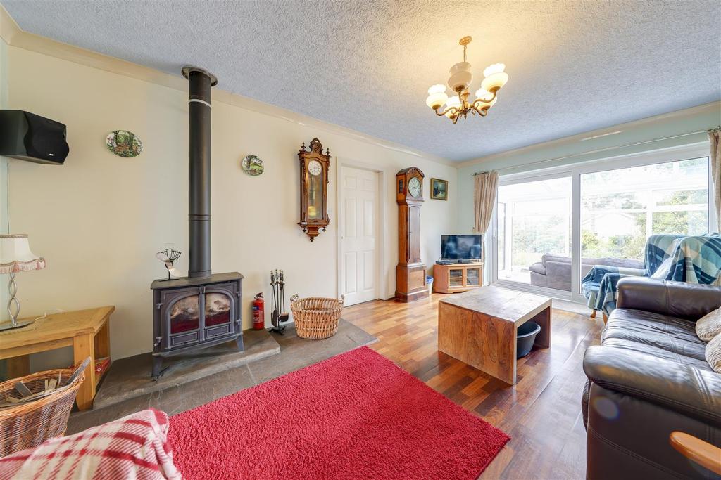 Laneside Road, Haslingden, Rossendale 6 bed detached house £480,000