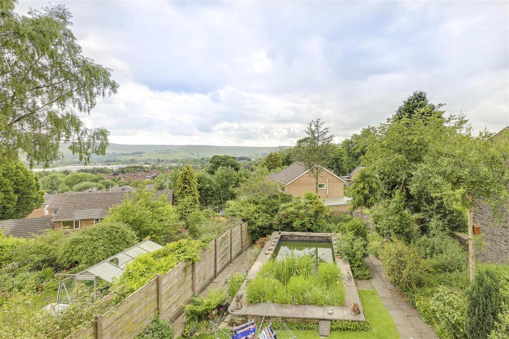Laneside Road, Haslingden, Rossendale 6 bed detached house £480,000