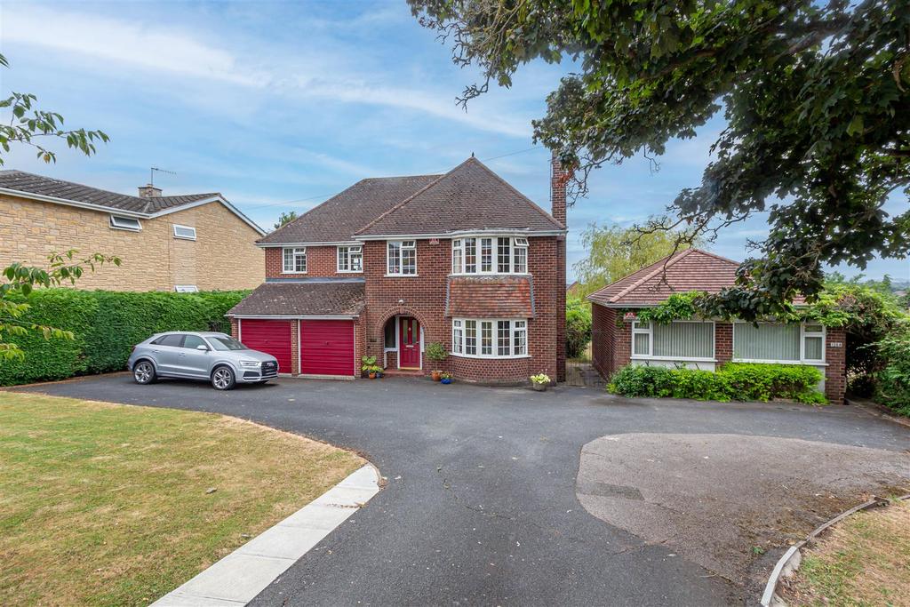 Battenhall Road, Worcester 4 bed detached house for sale £750,000