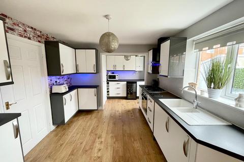 11 Hawker Close, Hartlepool, TS25 2DZ