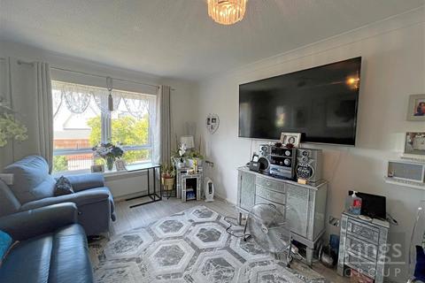 1 bedroom flat for sale - Homleigh Court, Enfield