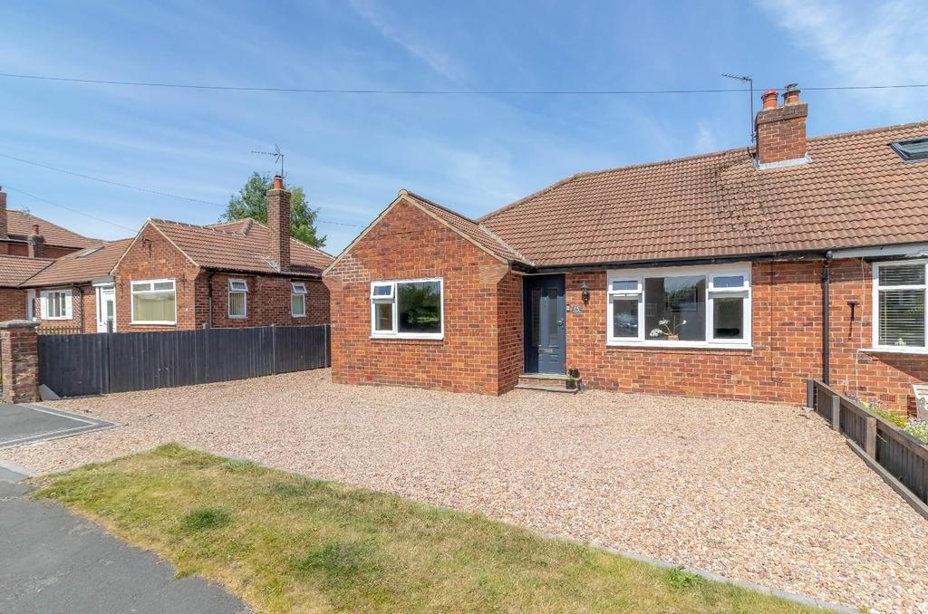 Hawes Road, Harrogate 3 bed semidetached bungalow for sale £315,000