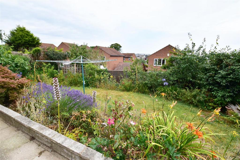Winterbourne Close, Hastings 3 bed detached house £399,000