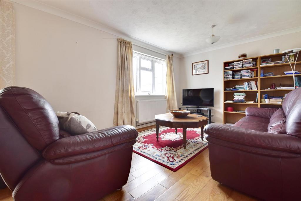 Winterbourne Close, Hastings 3 bed detached house £399,000