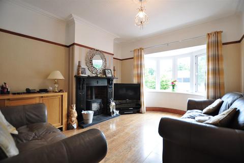 161 Barrs Road, Cradley Heath, B64 7EX