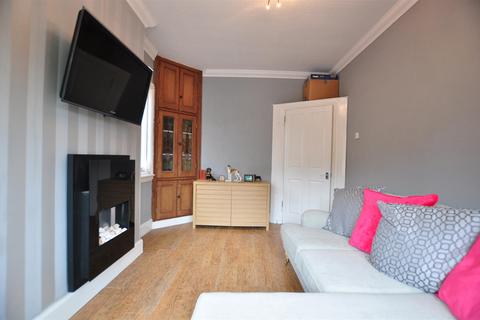 161 Barrs Road, Cradley Heath, B64 7EX