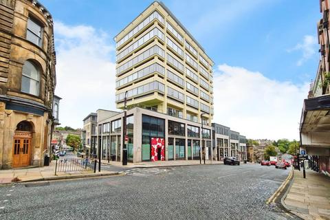 2 bedroom flat for sale, Harrogate House, Parliament Street, Harrogate, HG1 2BU