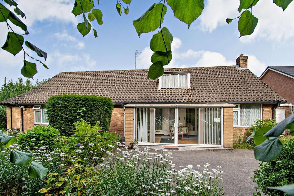 Pannal Ash Road, Harrogate, HG2 9AA 3 bed detached bungalow £600,000