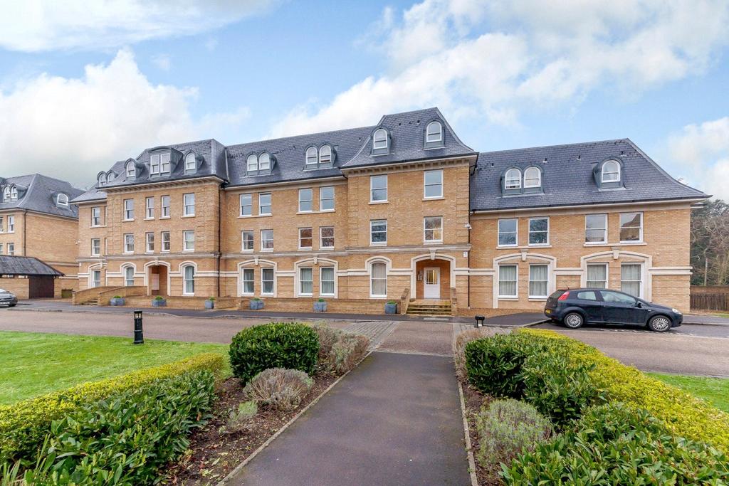 Langdon Park, Teddington, TW11 1 bed apartment £1,550 pcm (£358 pw)