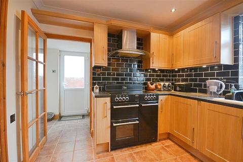 7 Maescader, Pencader, SA39 9HQ