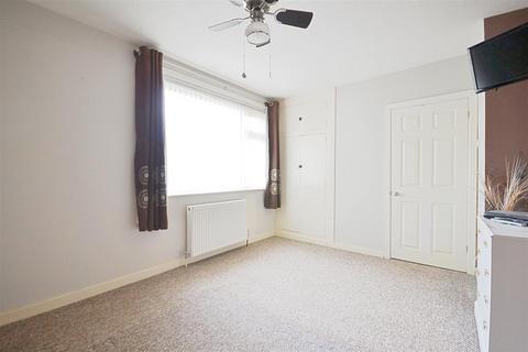 7 Maescader, Pencader, SA39 9HQ