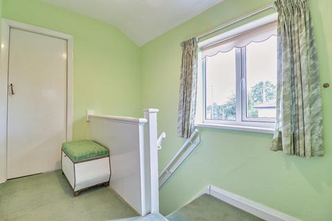 28 Alexandra Road, Horsforth, Leeds, LS18 4HD