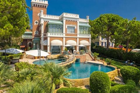8 bedroom villa - Cap D'Antibes, Alpes-Maritimes, Provence-Alpes-Côte d`Azur