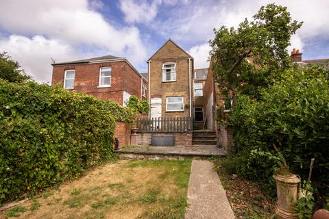 3 bedroom terraced house for sale, Fairlee Road, Newport, Isle of Wight